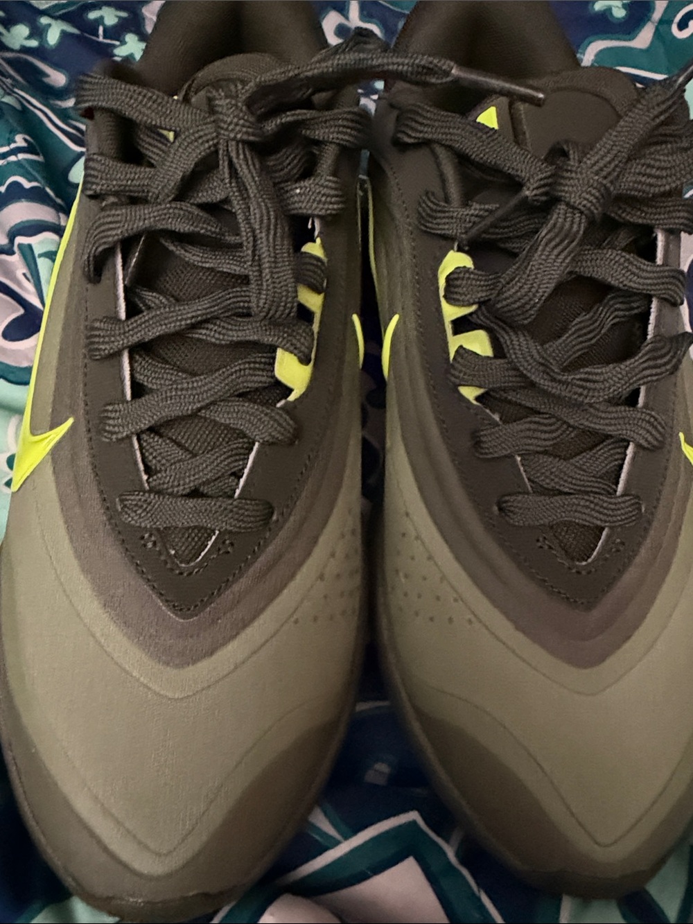 Nike A One woman’s Olive Green and Black Athletic Sneakers with Neon Yellow Nike